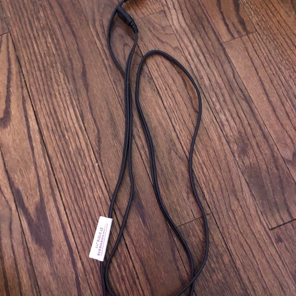 Monitor - Picture 5 of 5